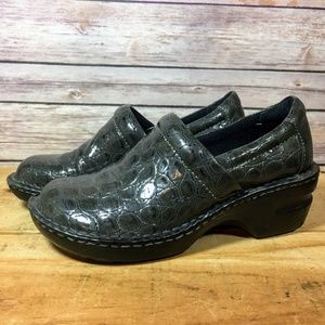 Born Concept Slip On Shoes Patent Leather Textured